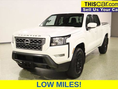 Used 2023 Nissan Frontier SV w/ SV Convenience Package AWD/4WD image 4