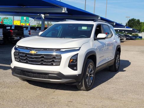 Used 2025 Chevrolet Equinox LT w/ Convenience Package II FWD image 1