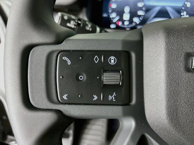 New 2026 Land Rover Defender 110 S AWD/4WD image 10
