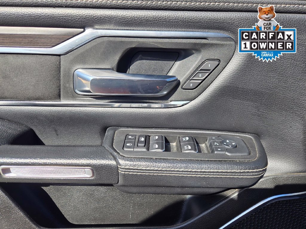 Used 2025 RAM 1500 Laramie AWD/4WD image 18