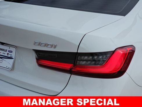 Used 2021 BMW 330i Sedan w/ Driving Assistance Package RWD image 40
