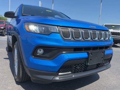 Used 2022 Jeep Compass Latitude w/ Convenience Group AWD/4WD image 66