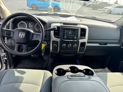 Used 2016 RAM 2500 SLT AWD/4WD image 14