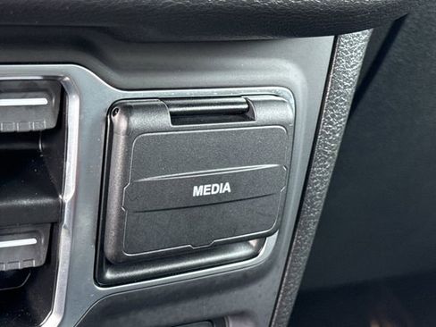 Used 2025 Jeep Wrangler Willys image 29