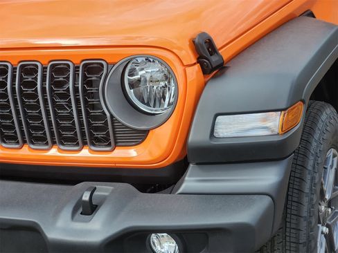 New 2025 Jeep Wrangler Sport S image 8