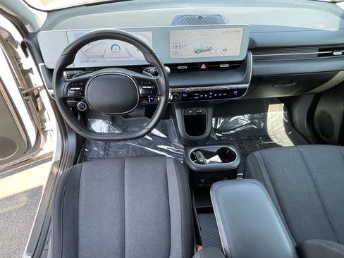 Certified 2024 Hyundai Ioniq 5 SE RWD image 12