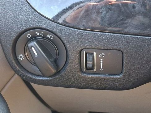 Used 2017 Dodge Grand Caravan SE w/ UConnect Hands-Free Group FWD image 24