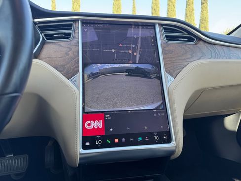 Used 2017 Tesla Model S 60 image 15