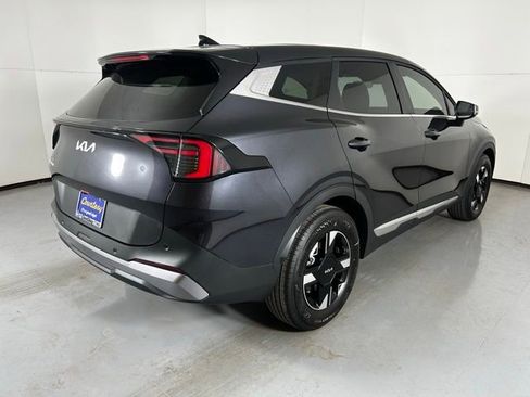 New 2026 Kia Sportage EX image 8