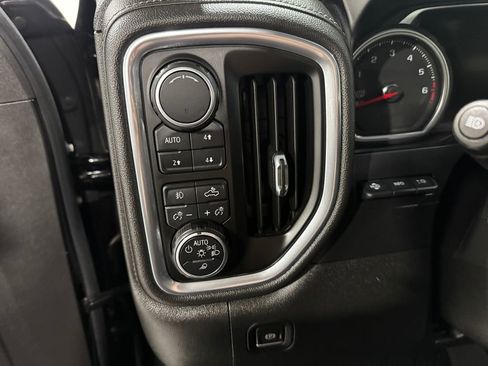 Used 2019 Chevrolet Silverado 1500 LTZ w/ LTZ Plus Package AWD/4WD image 33