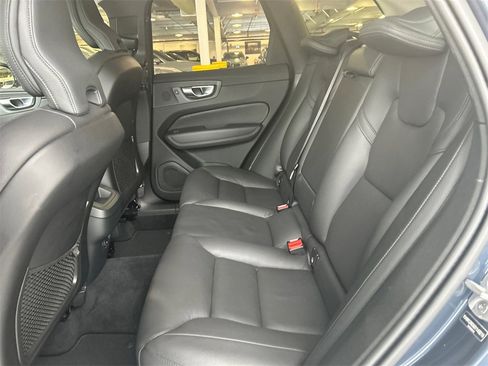 Certified 2025 Volvo XC60 B5 Plus image 22