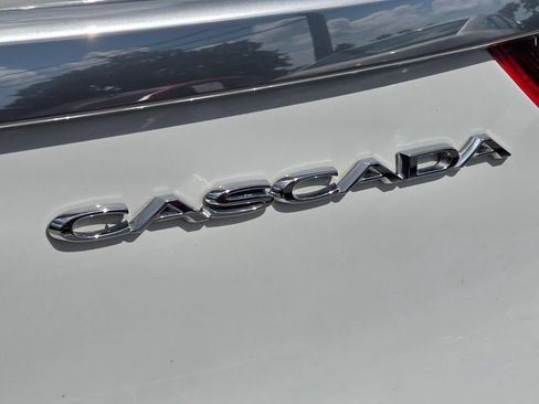Used 2019 Buick Cascada Premium FWD image 14