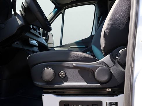 New 2026 Mercedes-Benz Sprinter 2500 image 39
