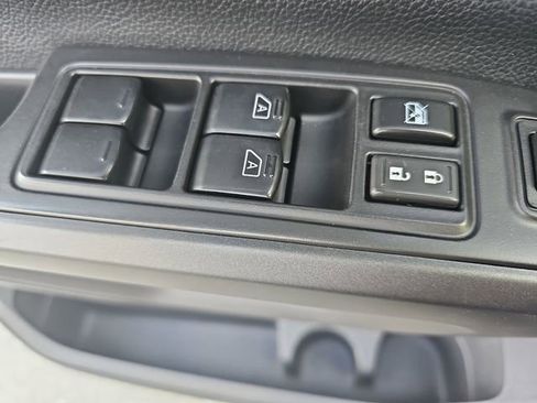 Used 2021 Nissan Titan PRO-4X w/ Pro-4x Convenience Package image 27