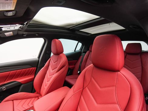 New 2025 Maserati Grecale Trofeo image 50