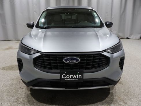 Used 2024 Ford Escape Active image 9