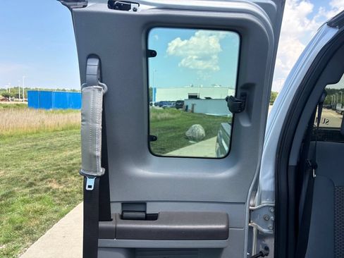 Used 2012 Ford F250 XL w/ PWR Equipment Group AWD/4WD image 33
