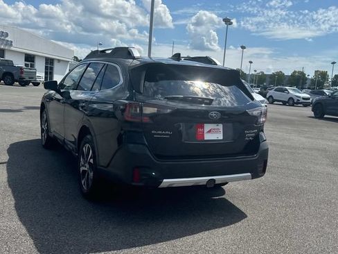 Used 2020 Subaru Outback Touring AWD/4WD image 6