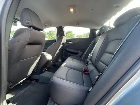 Used 2024 Chevrolet Malibu RS FWD image 11