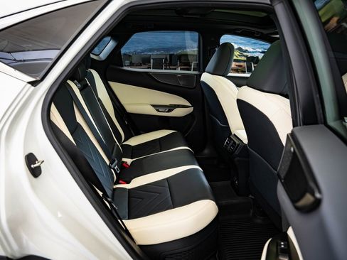 Certified 2024 Lexus NX 300h AWD w/ Vision Package image 32