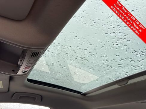 Used 2024 Volkswagen Jetta SE image 31