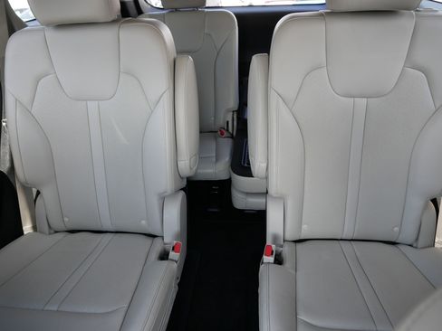 Certified 2023 Kia Sorento SX AWD/4WD image 13