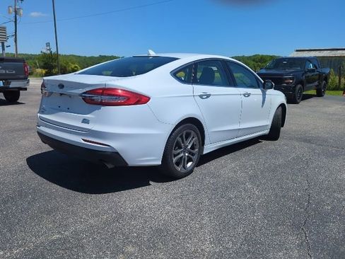 Used 2019 Ford Fusion SEL FWD image 30