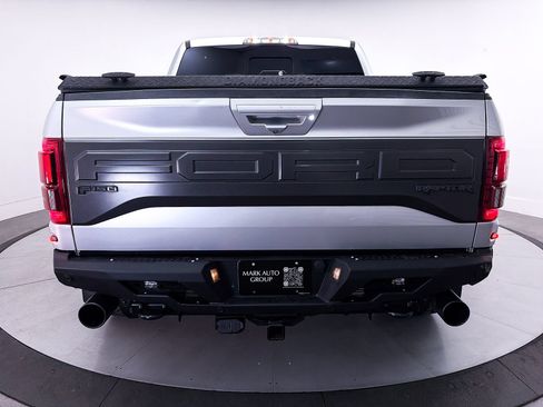 Used 2018 Ford F150 Raptor w/ Equipment Group 802A Luxury AWD/4WD image 17