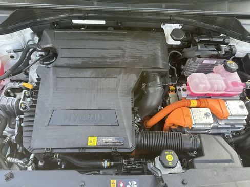 Certified 2022 Kia Niro LXS image 12