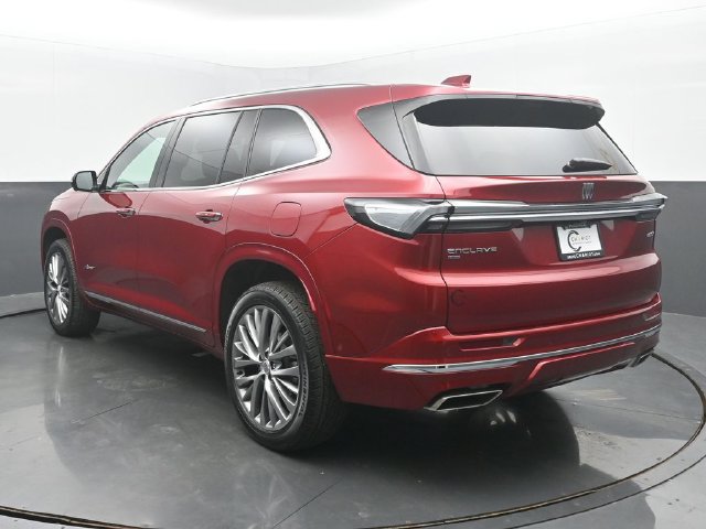 Used 2026 Buick Enclave Avenir w/ Super Cruise Package AWD/4WD image 4