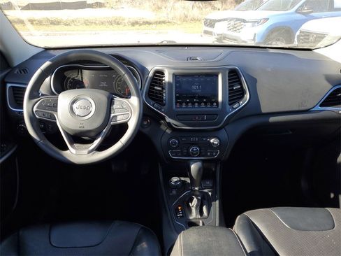 Used 2022 Jeep Cherokee Latitude Lux w/ Sun & Sound Group image 16