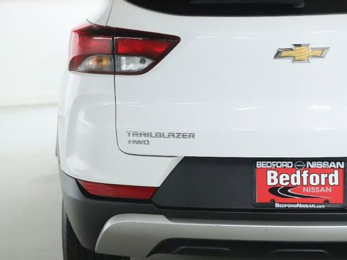 Used 2023 Chevrolet TrailBlazer LT w/ Convenience Package AWD/4WD image 45