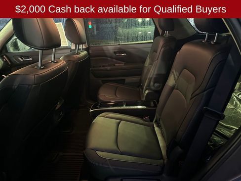 New 2026 Nissan Pathfinder SL image 26