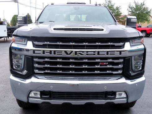 Used 2020 Chevrolet Silverado 2500 LTZ image 9
