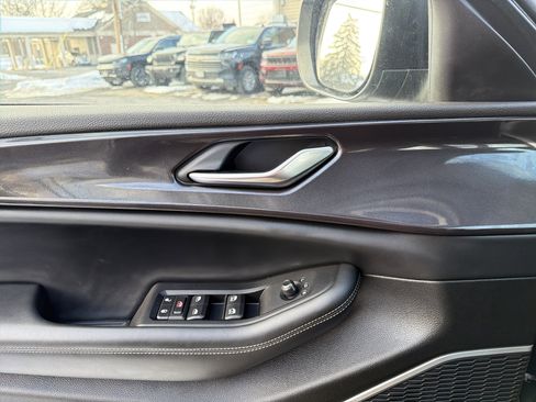 Used 2022 Jeep Grand Cherokee L Laredo w/ Luxury Tech Group I image 14