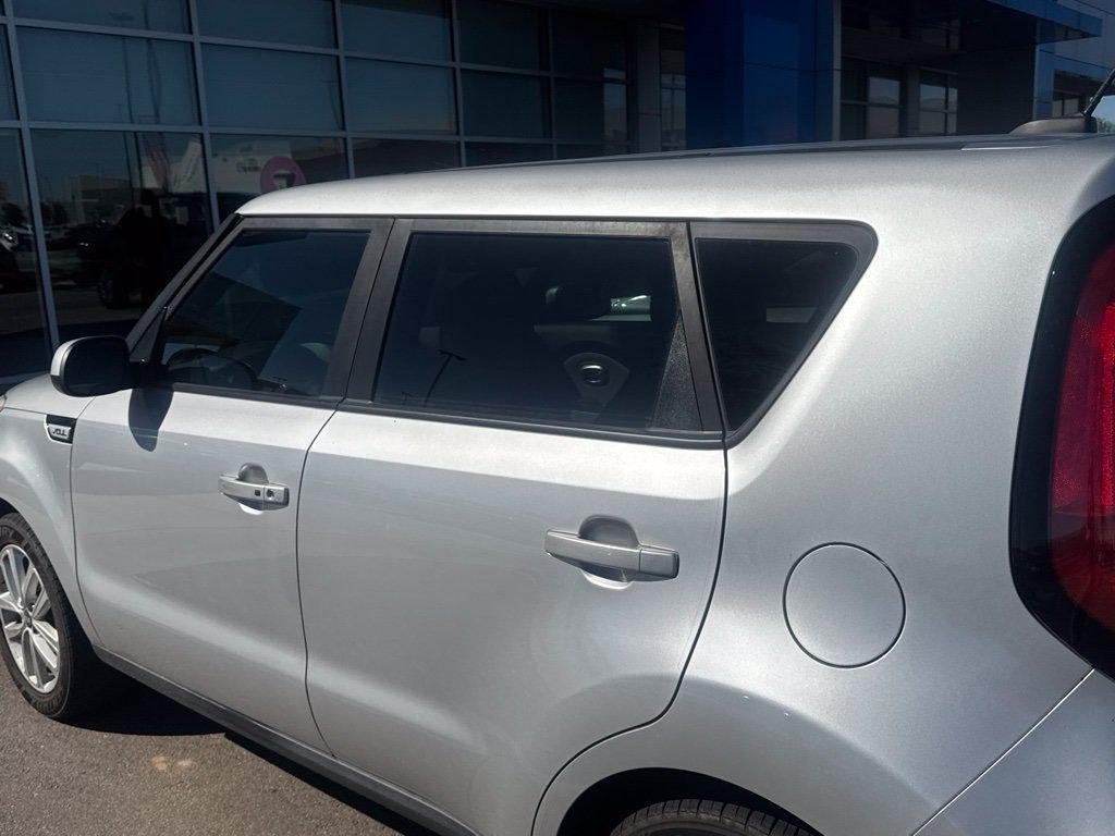 Used 2018 Kia Soul + w/ Audio Package FWD image 16