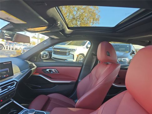 Used 2023 BMW 330i 330i w/ M Sport Package image 25