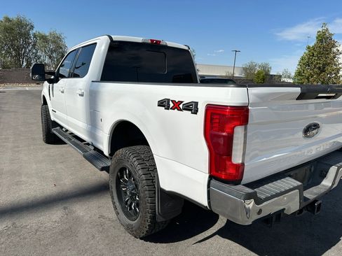 Used 2019 Ford F250 Lariat w/ Lariat Ultimate Package AWD/4WD image 15
