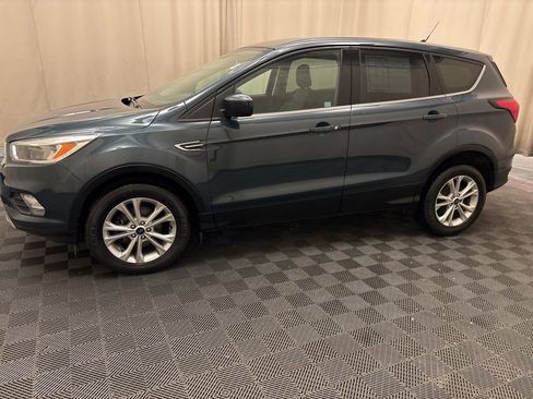 Used 2019 Ford Escape SE image 8