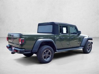 Used 2023 Jeep Gladiator Rubicon w/ Cold Weather Group AWD/4WD video 4