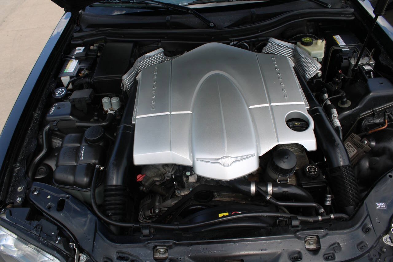 Used 2006 Chrysler Crossfire Limited RWD image 16