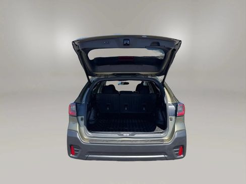 Used 2022 Subaru Outback Premium AWD/4WD image 7