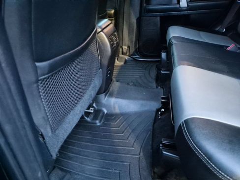 Used 2015 Toyota 4Runner SR5 Premium RWD image 35