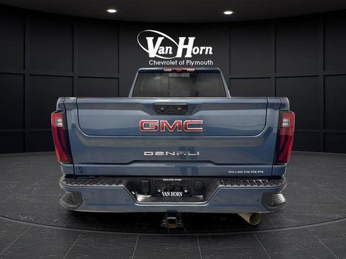 Used 2025 GMC Sierra 3500 Denali w/ Denali Reserve Package image 13