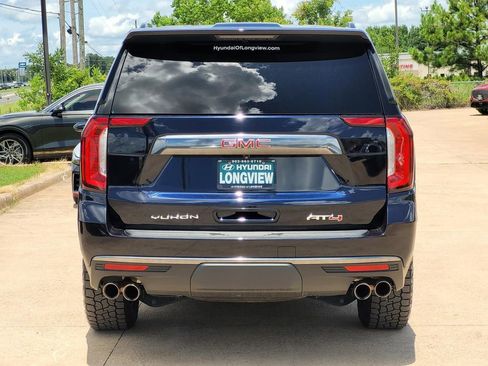 Used 2023 GMC Yukon AT4 w/ AT4 Premium Plus Package image 5