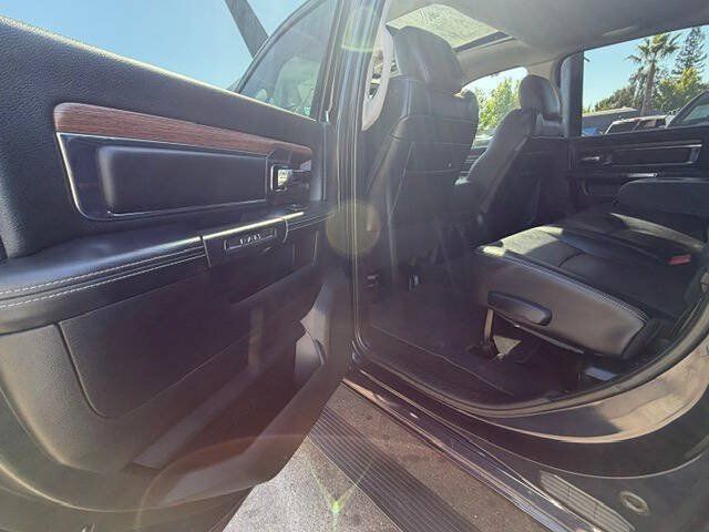 Used 2014 RAM 2500 Laramie w/ Convenience Group AWD/4WD image 27