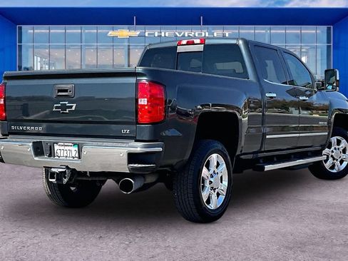 Used 2018 Chevrolet Silverado 2500 LTZ w/ Duramax Plus Package RWD image 23