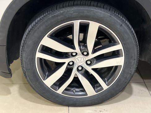 Used 2018 Honda Pilot Elite image 4