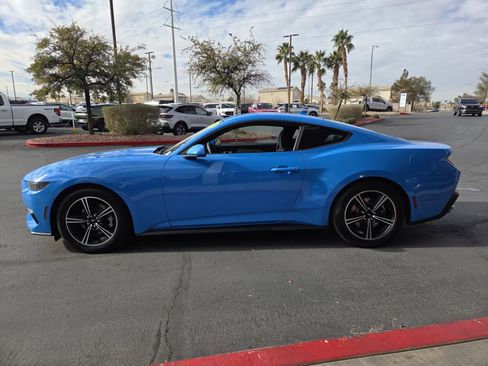 Certified 2025 Ford Mustang Coupe image 3