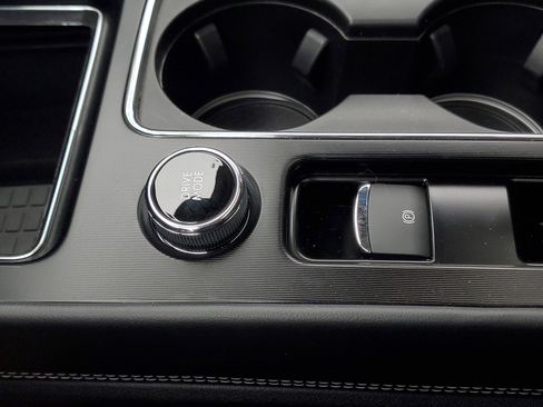 New 2026 Lincoln Corsair Premiere image 24